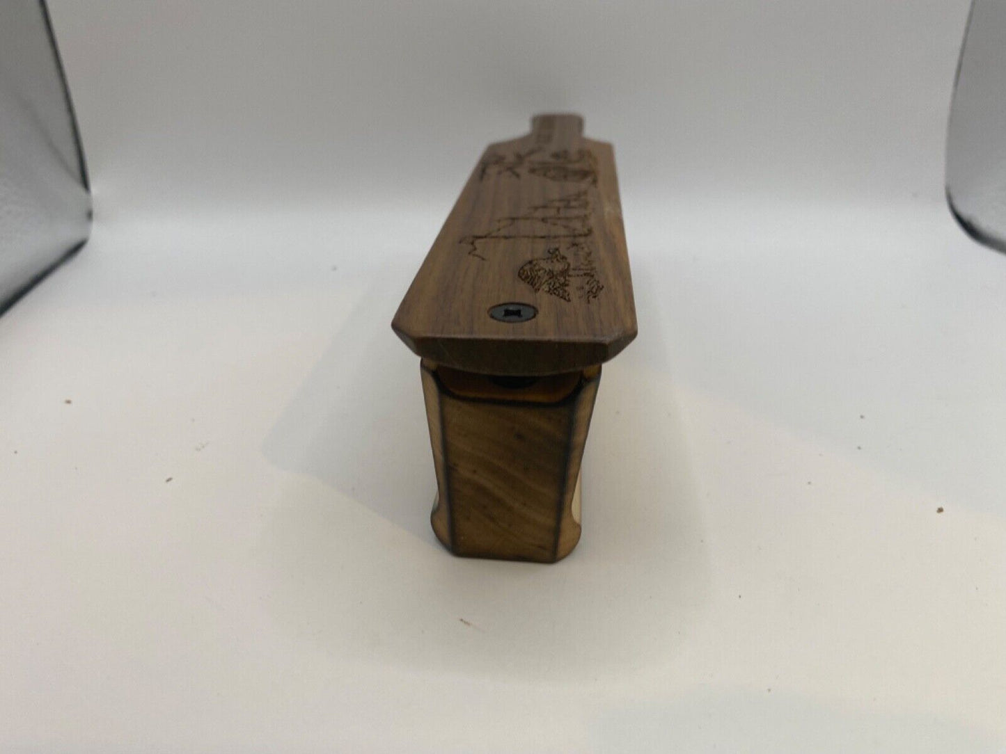 Genuinely Amish Crafted "Old Faithful" Turkey Box Call