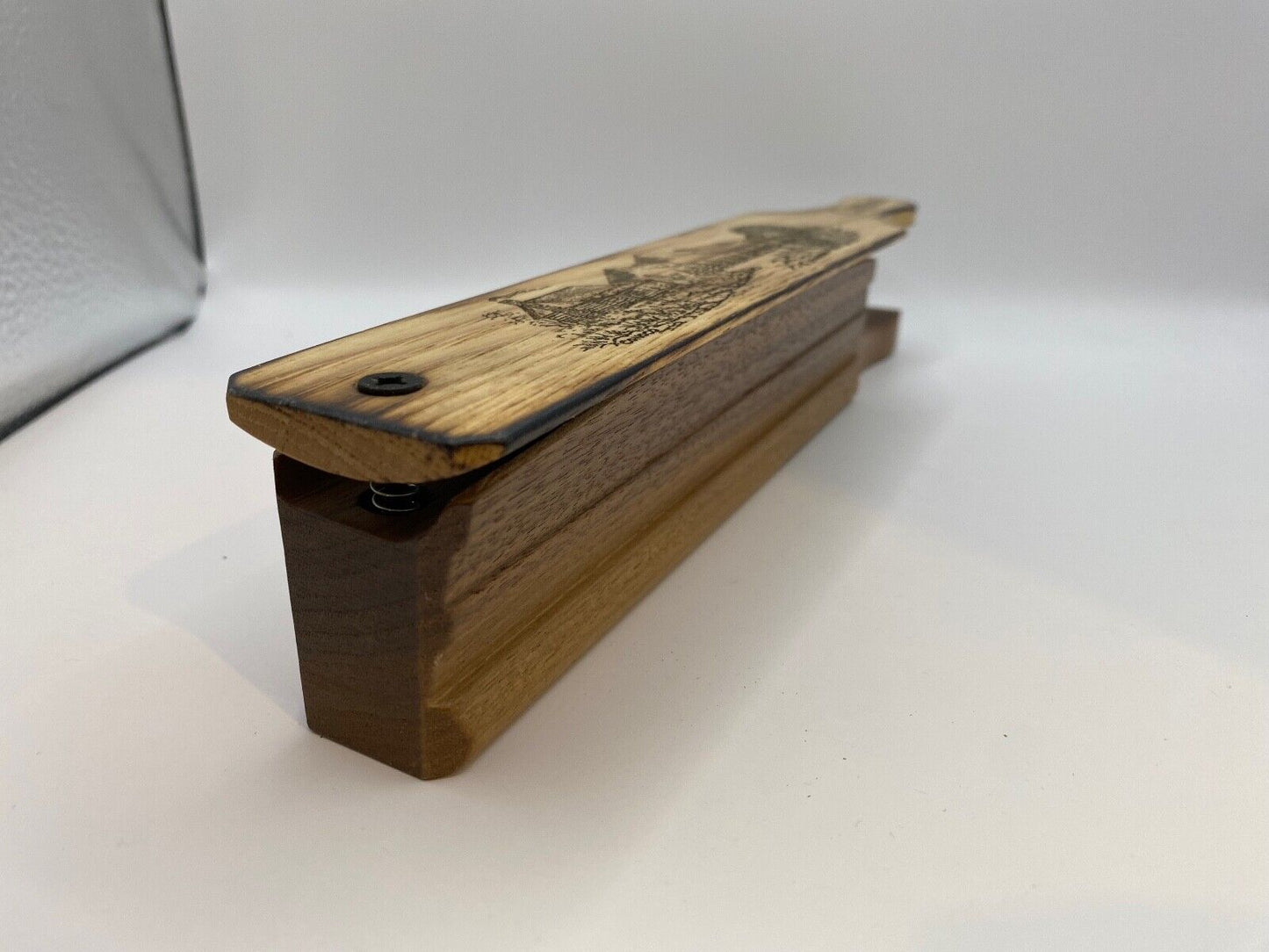 Genuinely Amish Crafted "Captain" Turkey Box Call