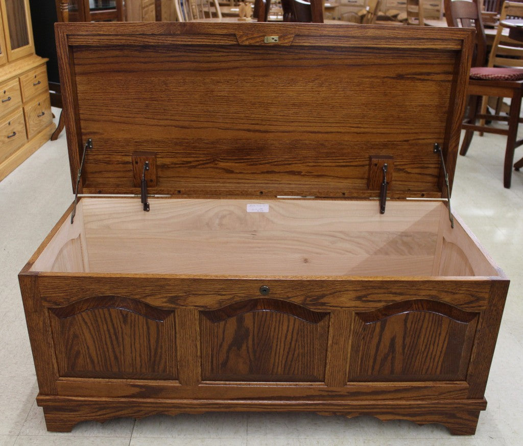 Cathedral Raised Panel Blanket Chest