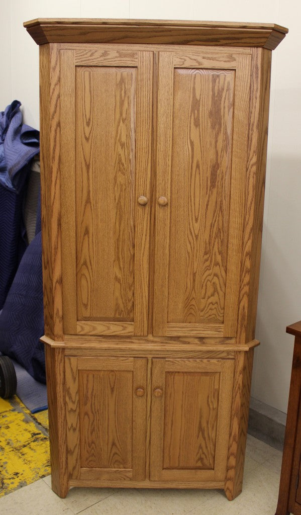 26″ Corner Shaker Cupboard with Wood Doors and Shiplap Back