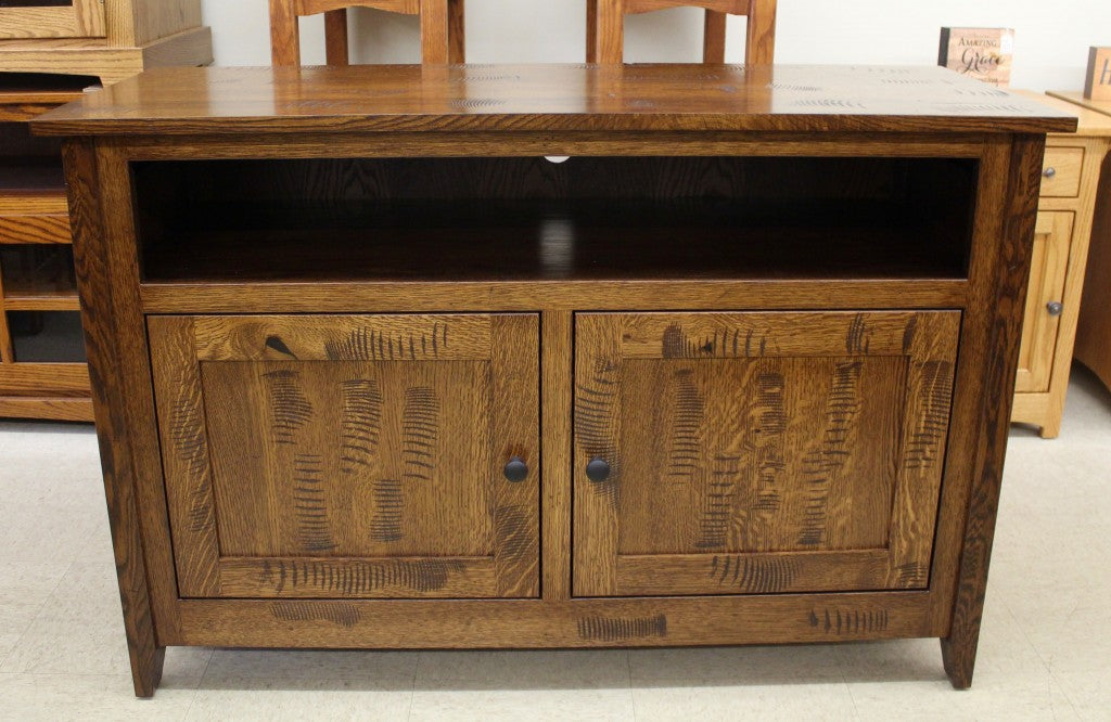 Rustic Mission 48″ TV Console in Rustic 1/4 Sawn Oak and Distressed