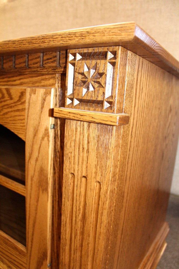 Deluxe Low TV Stand
