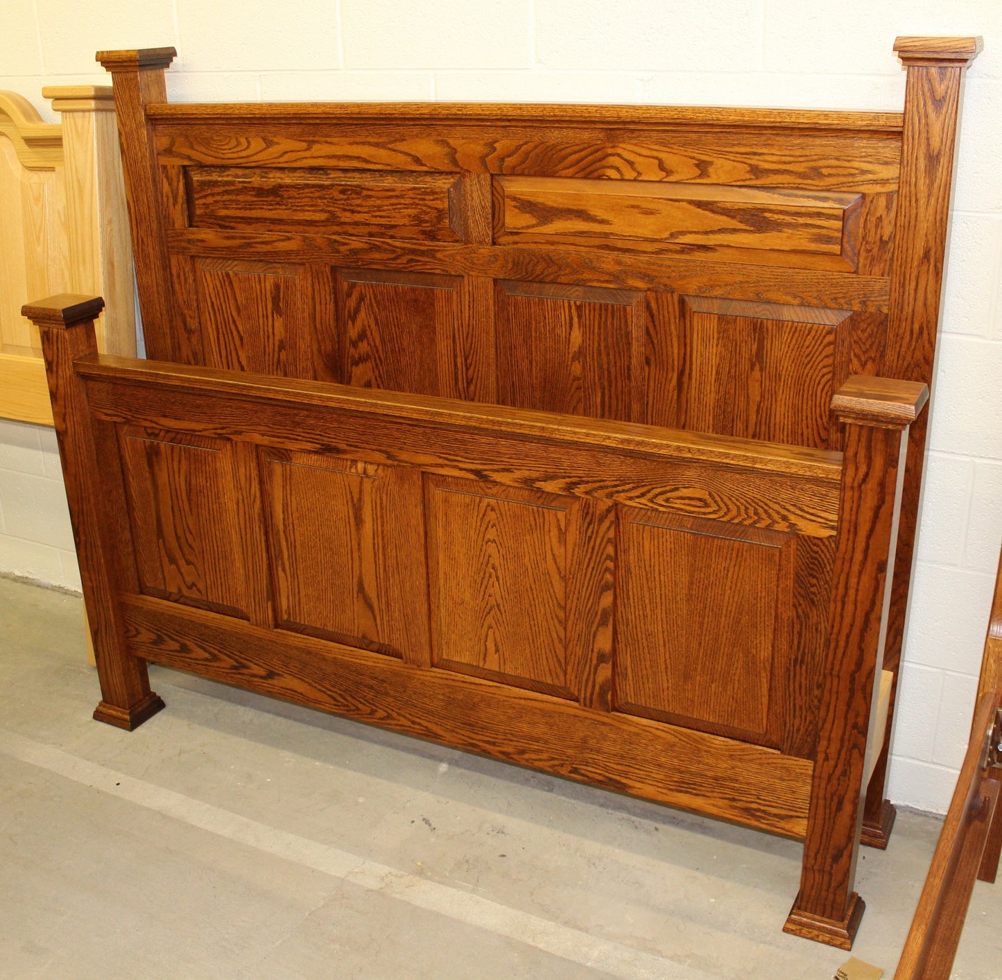 Country Panel Bed