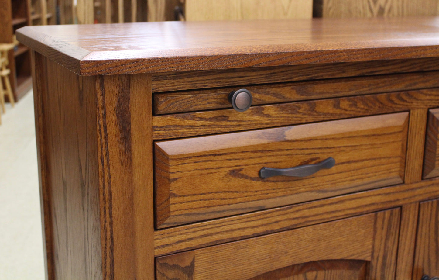 Vienna 2-Door 45″ Server