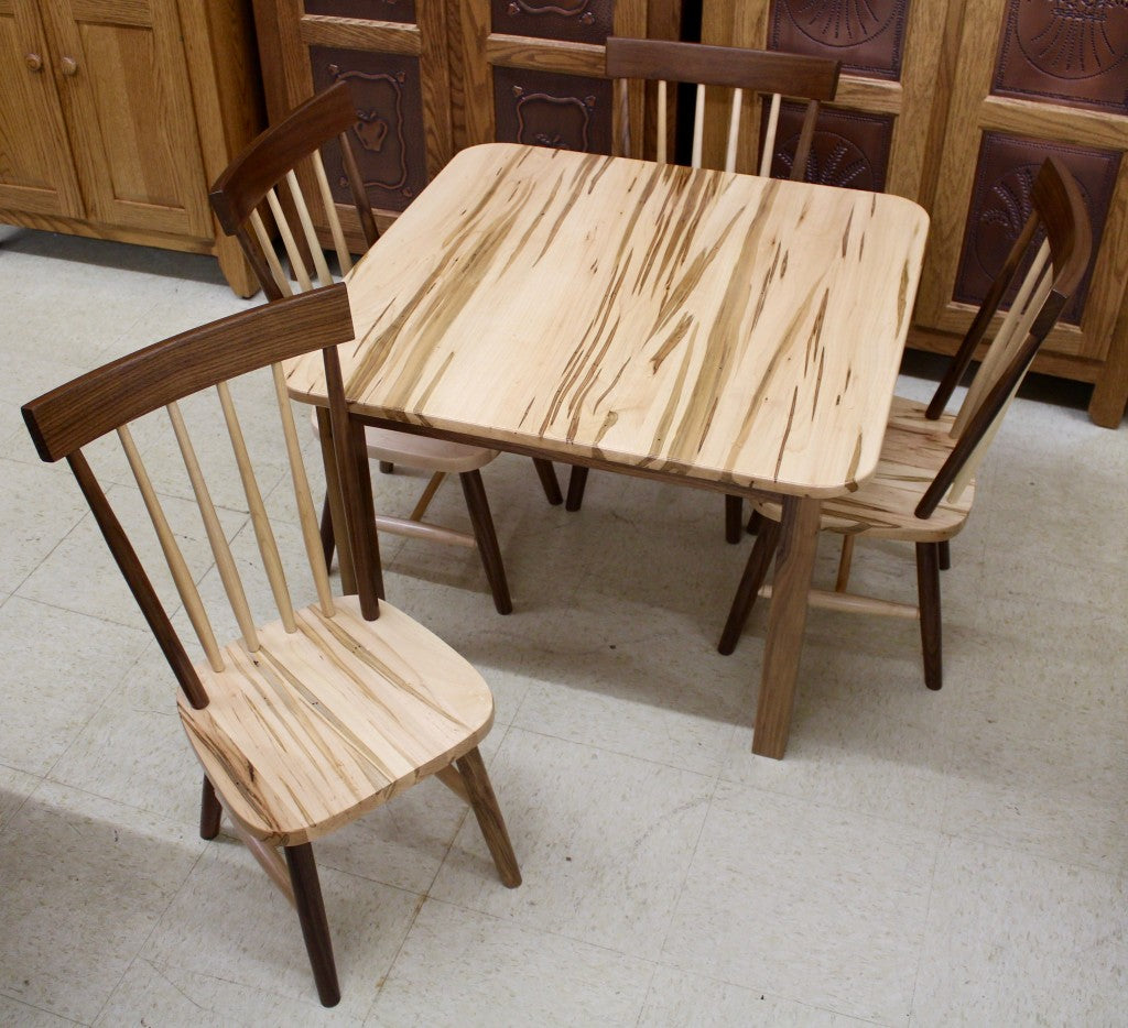 Comb Back Child’s Table with Four Chairs in Wormy Maple & Walnut