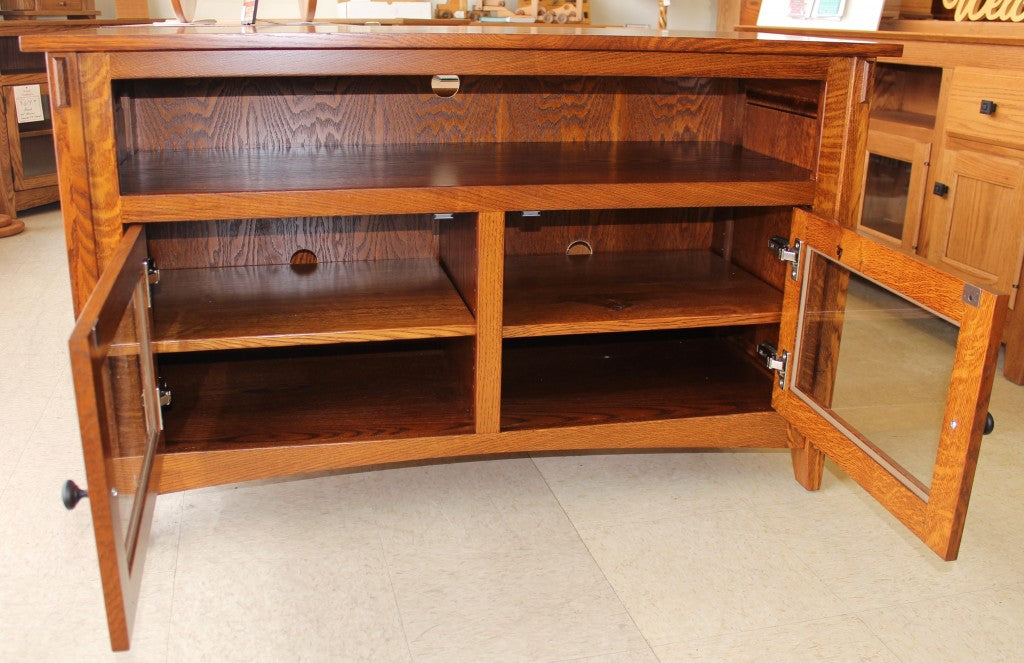 Modern Mission 48″ TV Console in Rustic 1/4 Sawn Oak