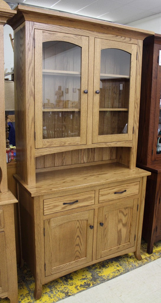 Vienna 2-Door Hutch