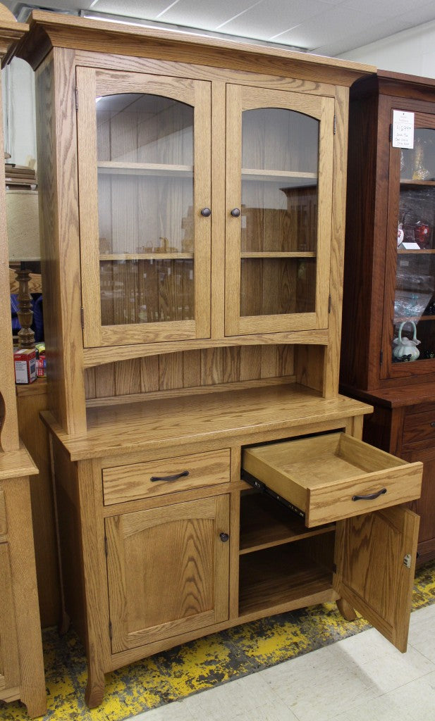 Vienna 2-Door Hutch