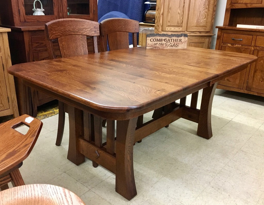 Curved Mission Table