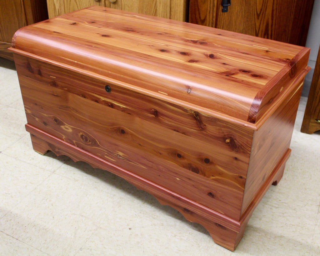 Small Waterfall Blanket Chest - All Cedar