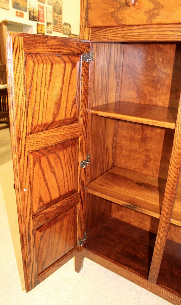 Deluxe Shaker Pie Safe