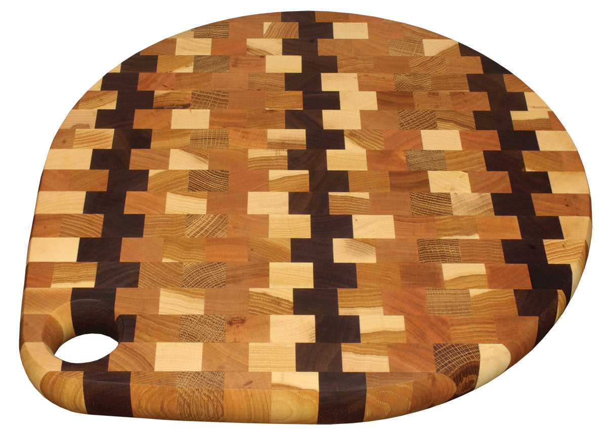 The Shorewood Cutting Board – Williamsburg Wood Pattern