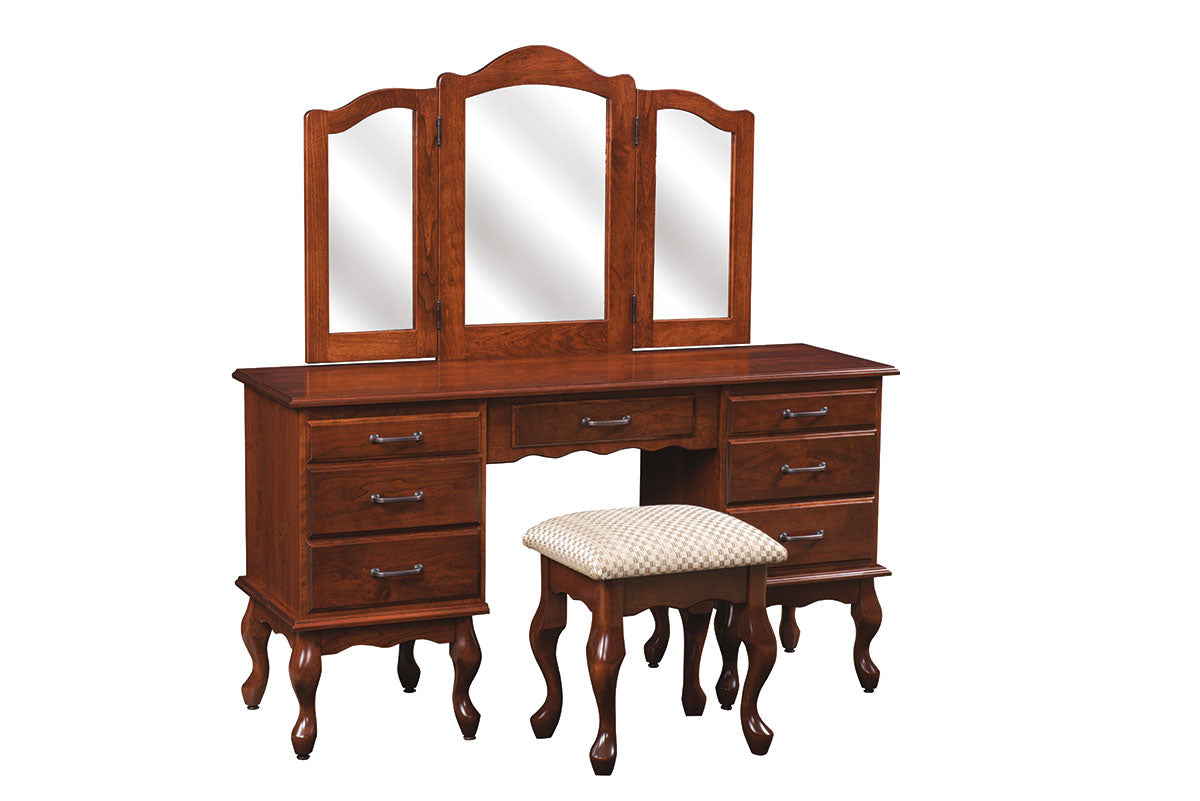 Queen Anne Dressing Table
