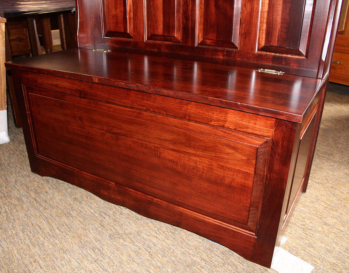 Raised Panel Hall Seat with 4 Panels and Mission Slats in Top