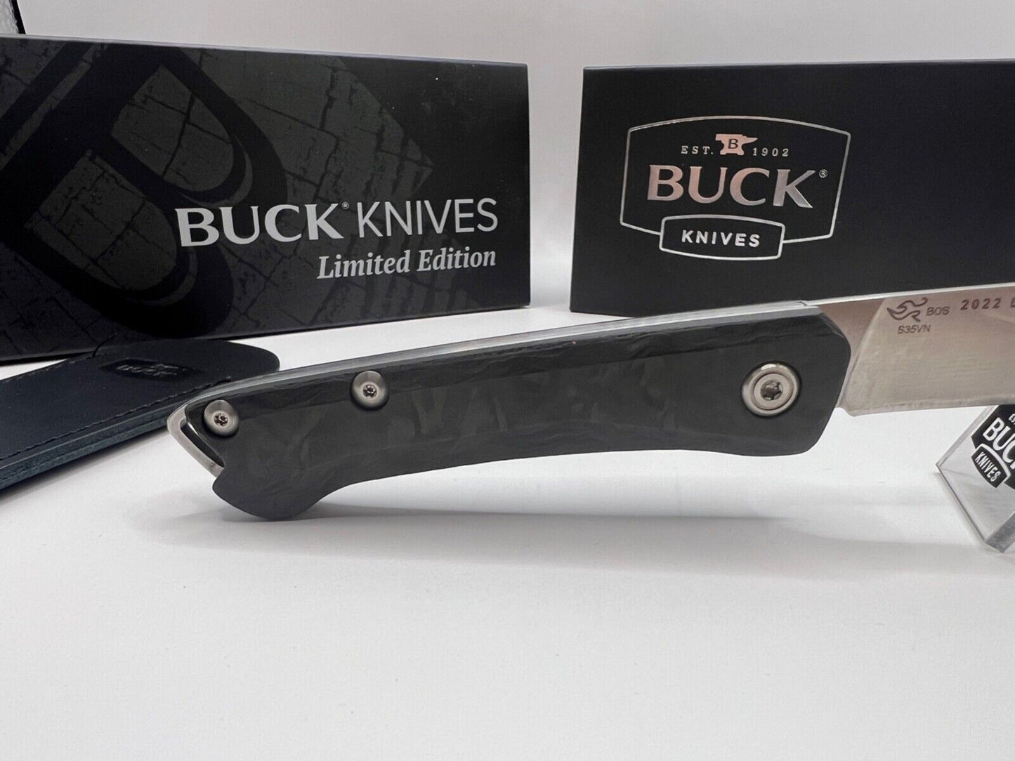 Buck USA 250 Saunter 2022 Legacy Collection Knife - Marble Carbon Fiber, S35VN