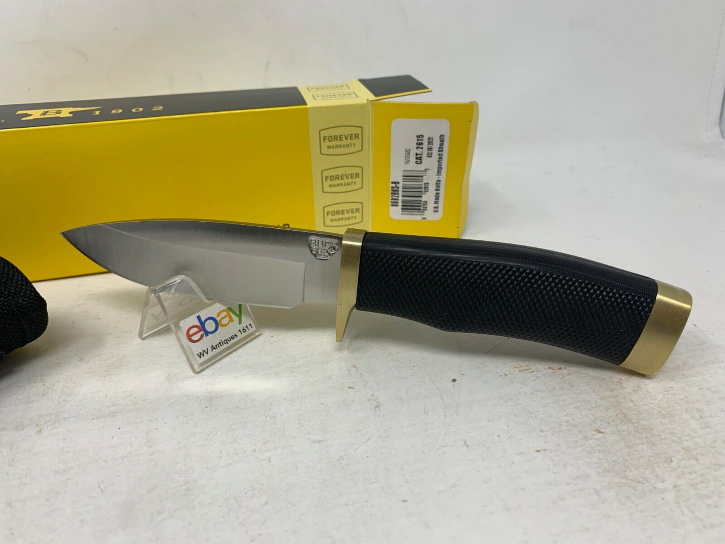 Buck USA 692 "Vanguard" Fixed Blade Rubber Handle Knife with Sheath - NIB!