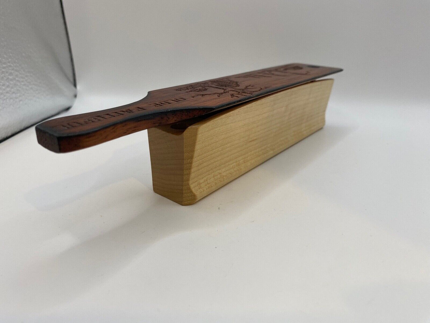 Genuinely Amish Crafted "Old Faithful" Turkey Box Call