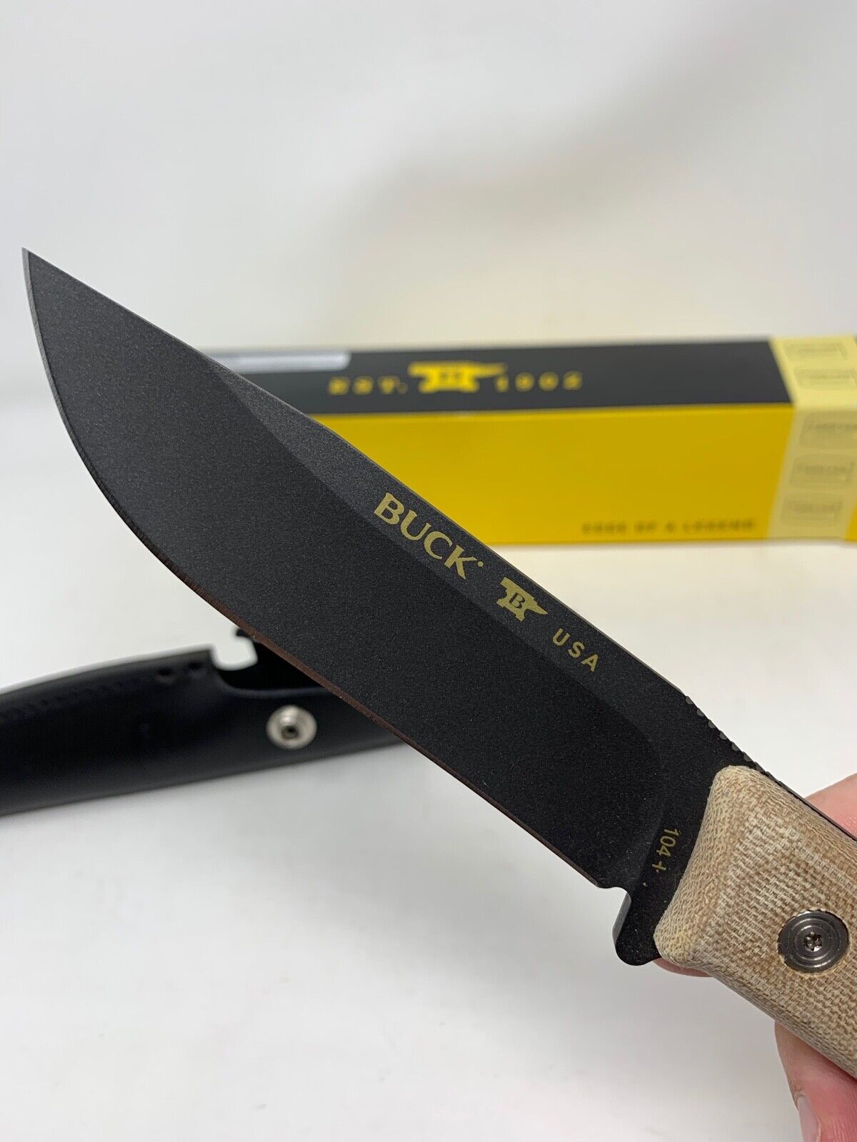 Buck USA 104 "Compadre Camp Knife" Fixed Blade Knife with Sheath - New In Box!