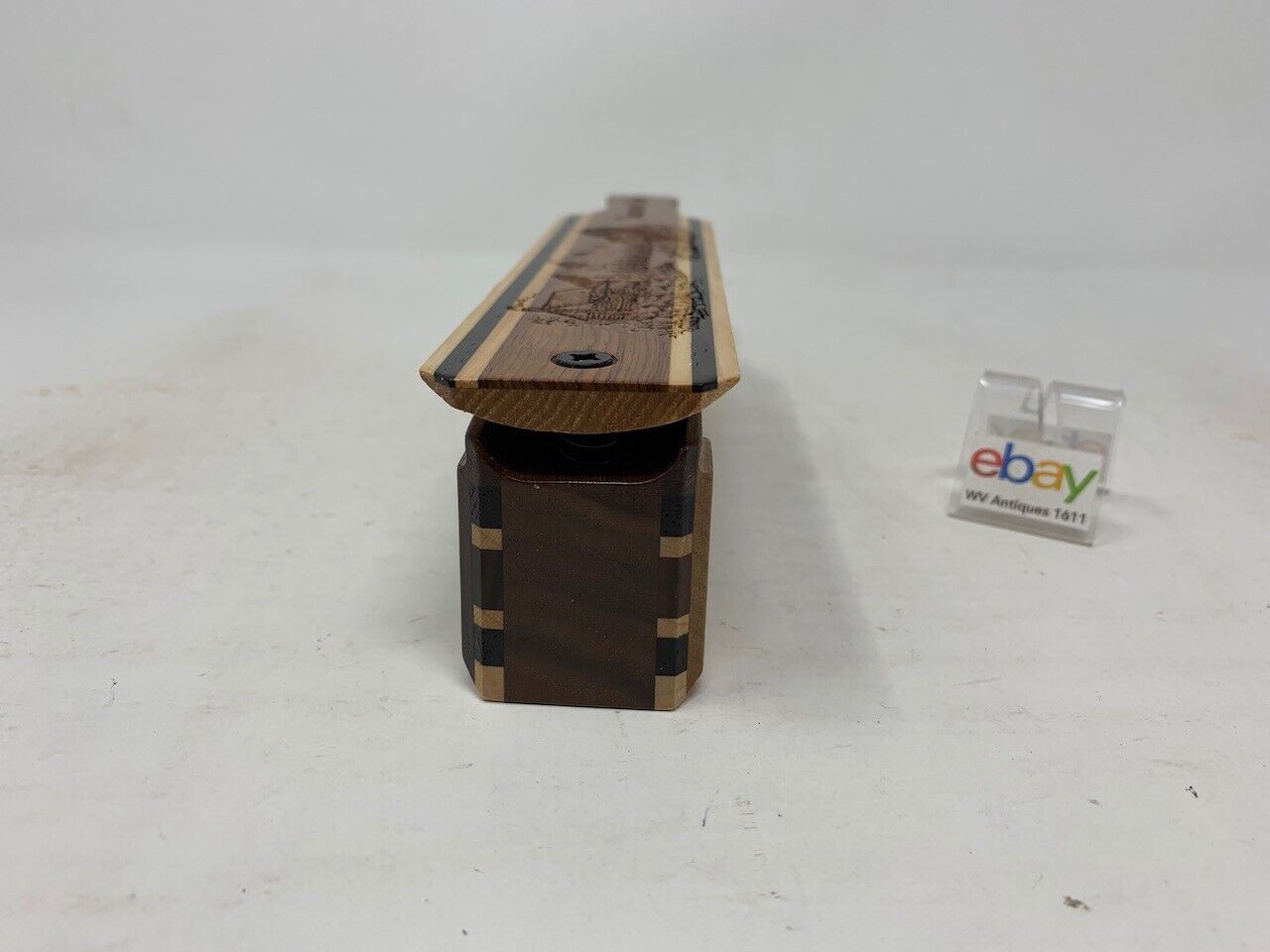 Genuinely Amish Crafted "Tuscarora Tom" Turkey Box Call