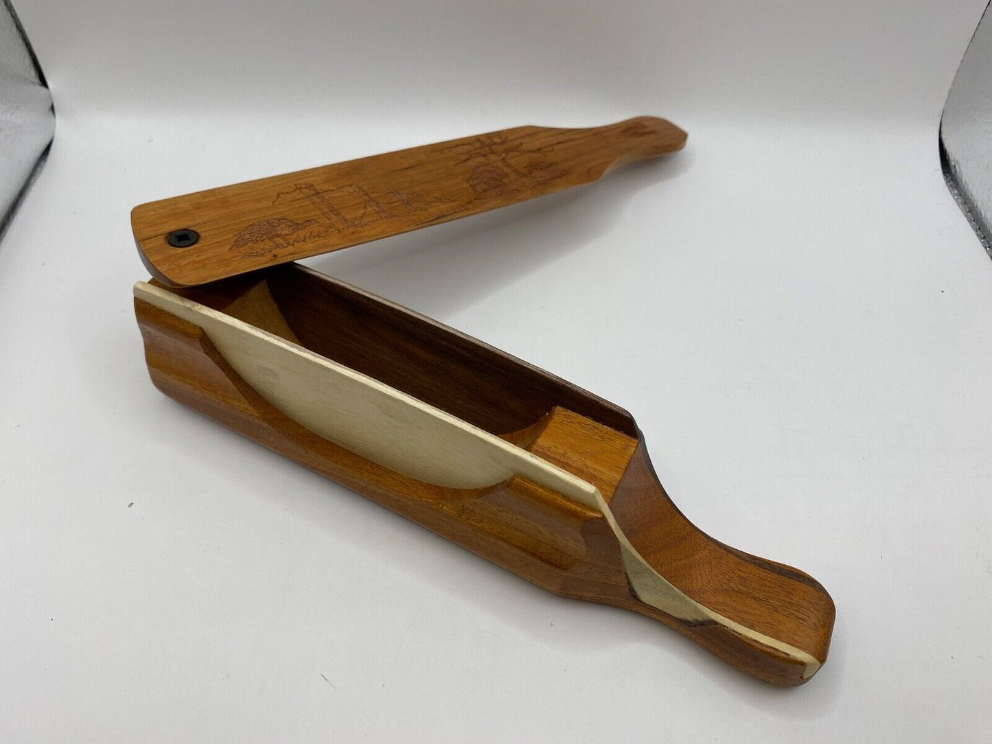 Genuinely Amish Crafted "Handle Half Moon" Turkey Box Call