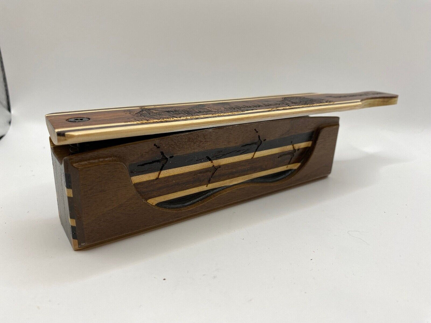 Genuinely Amish Crafted "Tuscarora Tom" Turkey Box Call