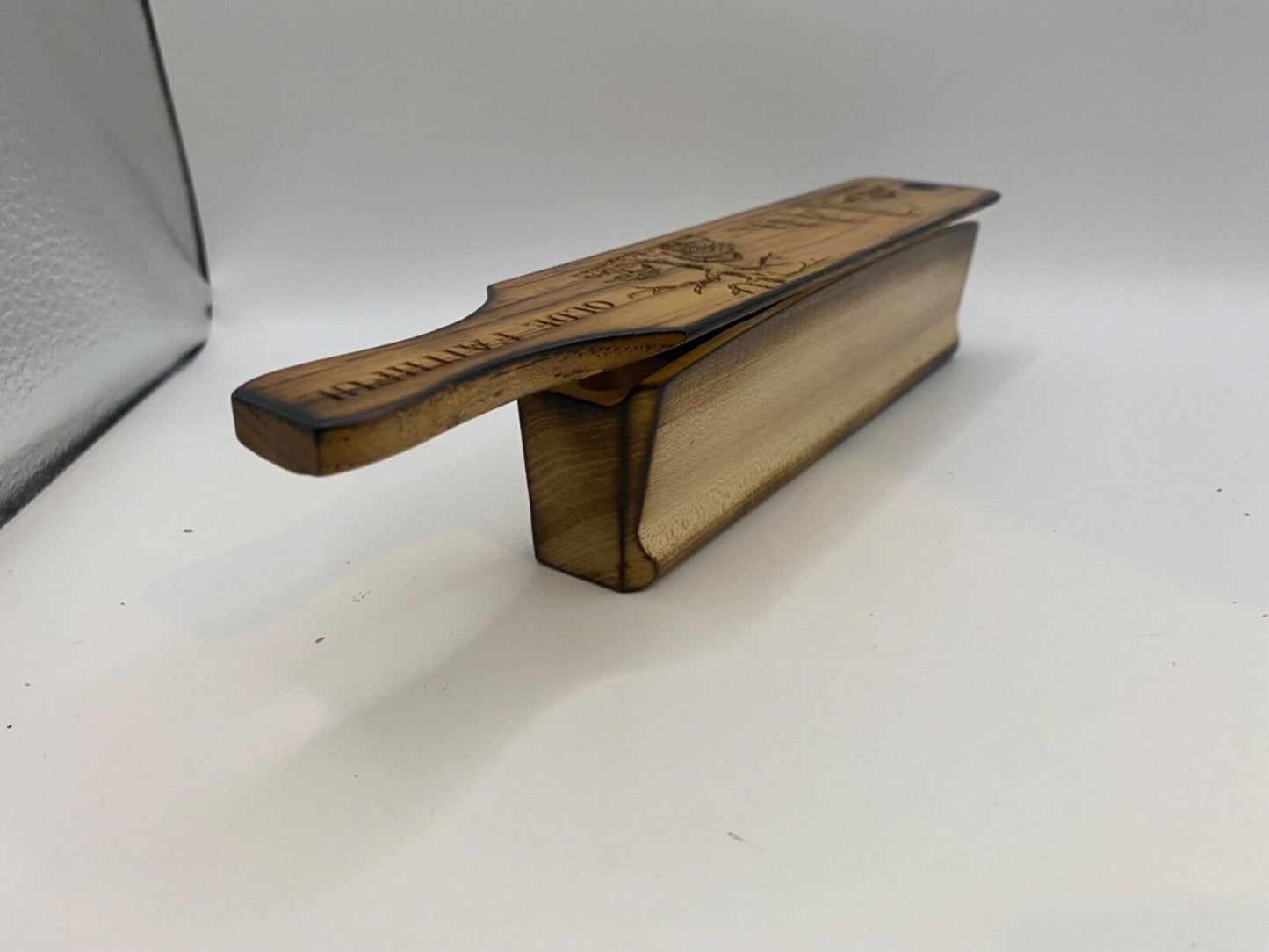 Genuinely Amish Crafted "Old Faithful" Turkey Box Call