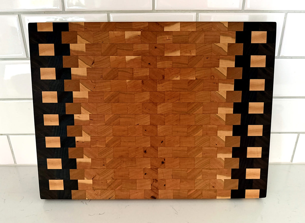 The Dubai Cutting Board – Brooklyn Wood Pattern 12" x 16"