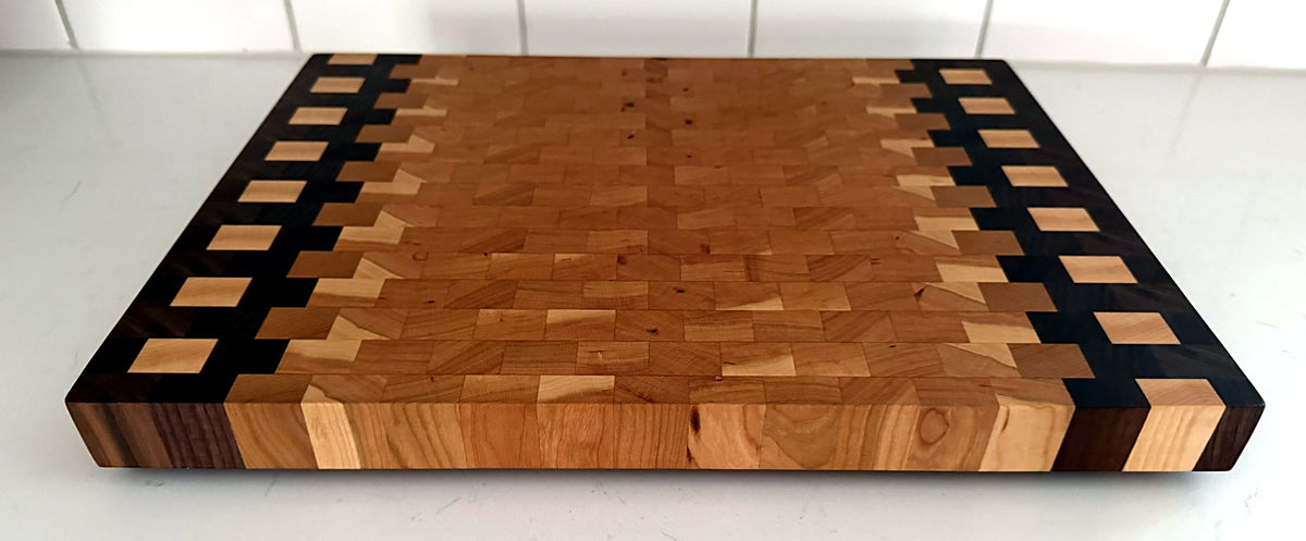 The Dubai Cutting Board – Brooklyn Wood Pattern 12" x 16"