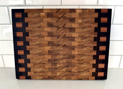 The Dubai Cutting Board – Cleveland Wood Pattern 12" x 16"