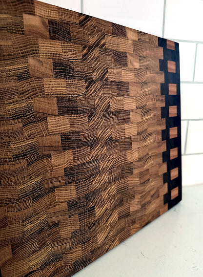 The Dubai Cutting Board – Cleveland Wood Pattern 12" x 16"