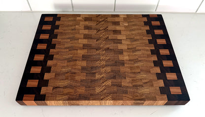 The Dubai Cutting Board – Cleveland Wood Pattern 12" x 16"
