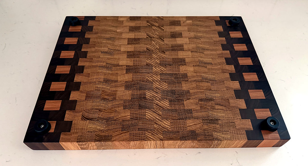 The Dubai Cutting Board – Cleveland Wood Pattern 12" x 16"