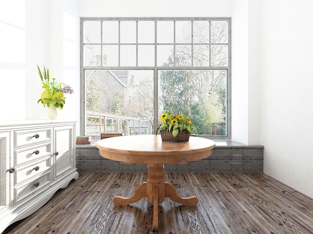 Traditional Reeded Single Pedestal Table