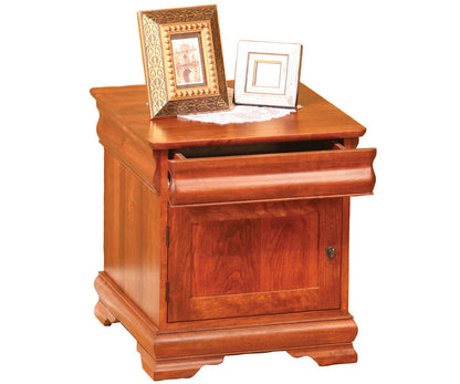 Louie Philippe End Table – 22"W