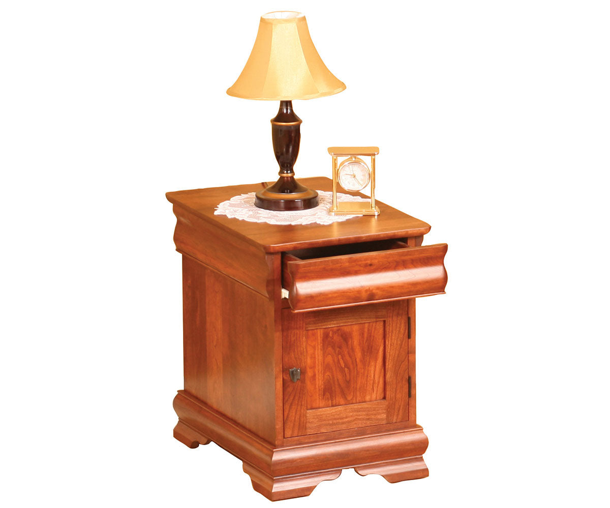 Louie Philippe End Table – 17"W