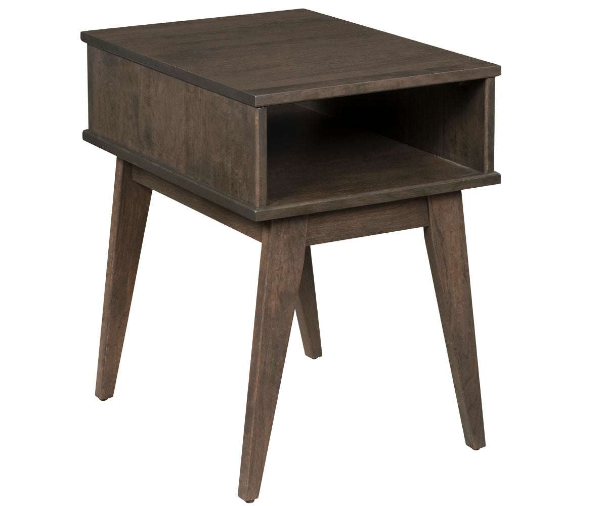 Brady End Table – 17"W