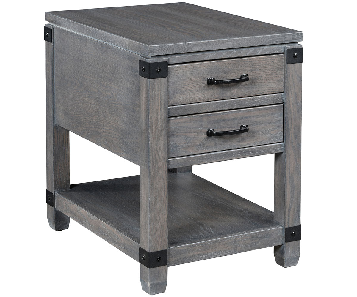 Antigo End Table – 17"W