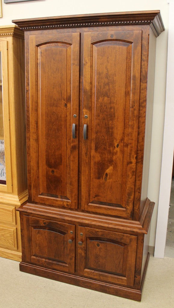 21 Gun Traditional Cabinet in Rustic Cherry