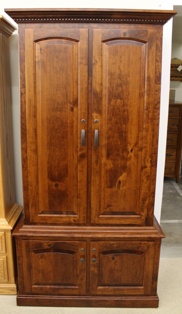 21 Gun Traditional Cabinet in Rustic Cherry