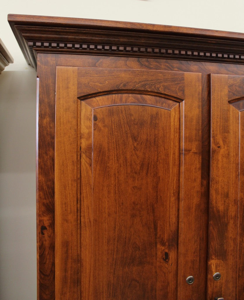 21 Gun Traditional Cabinet in Rustic Cherry