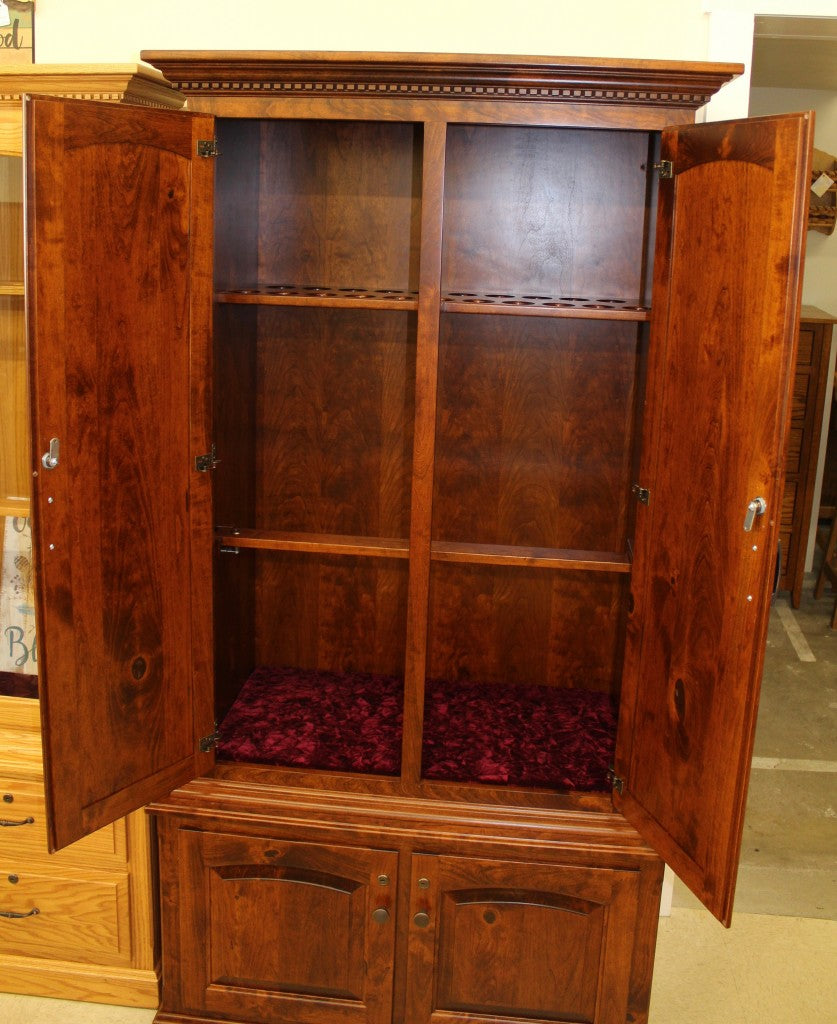 21 Gun Traditional Cabinet in Rustic Cherry
