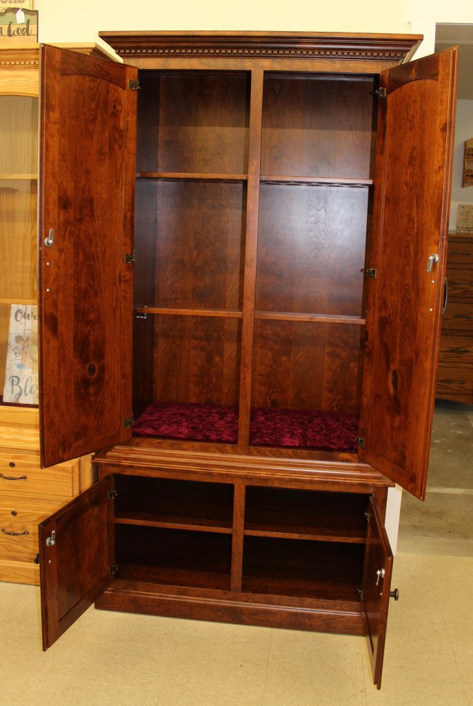 21 Gun Traditional Cabinet in Rustic Cherry