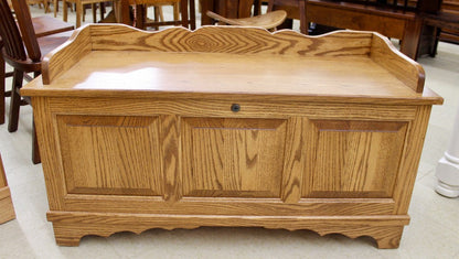 Medium Square Raised Panel Blanket Chest with Seat Rail