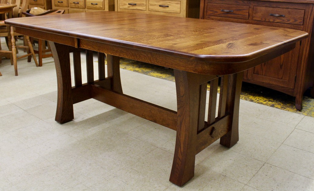 Curved Mission Table