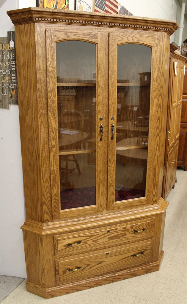 17 Gun Traditional Corner Cabinet
