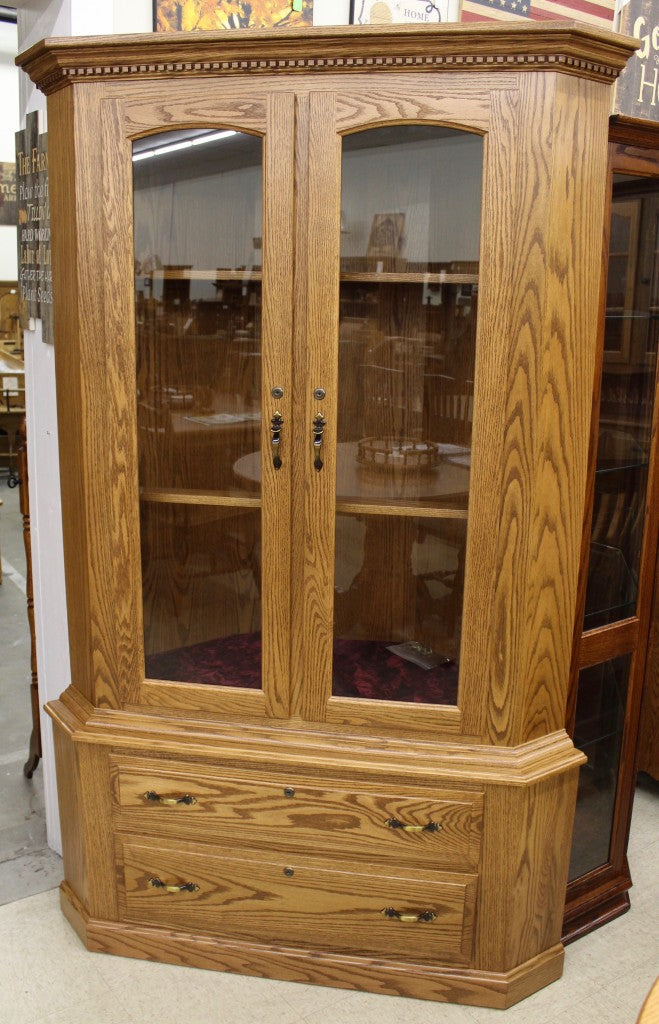 17 Gun Traditional Corner Cabinet