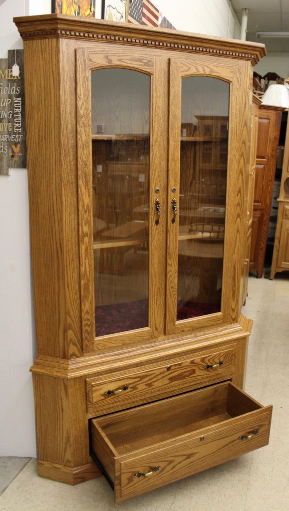 17 Gun Traditional Corner Cabinet