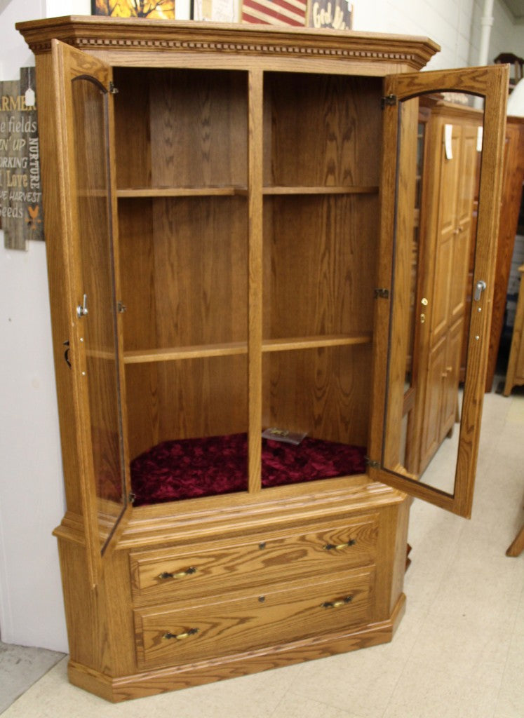 17 Gun Traditional Corner Cabinet