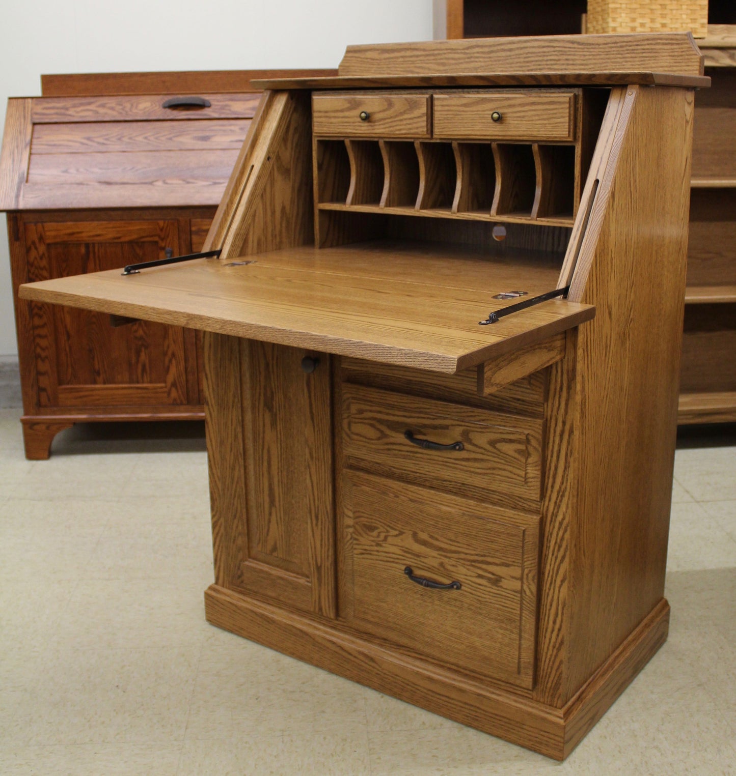 Traditional Deluxe Small Secretary Desk 