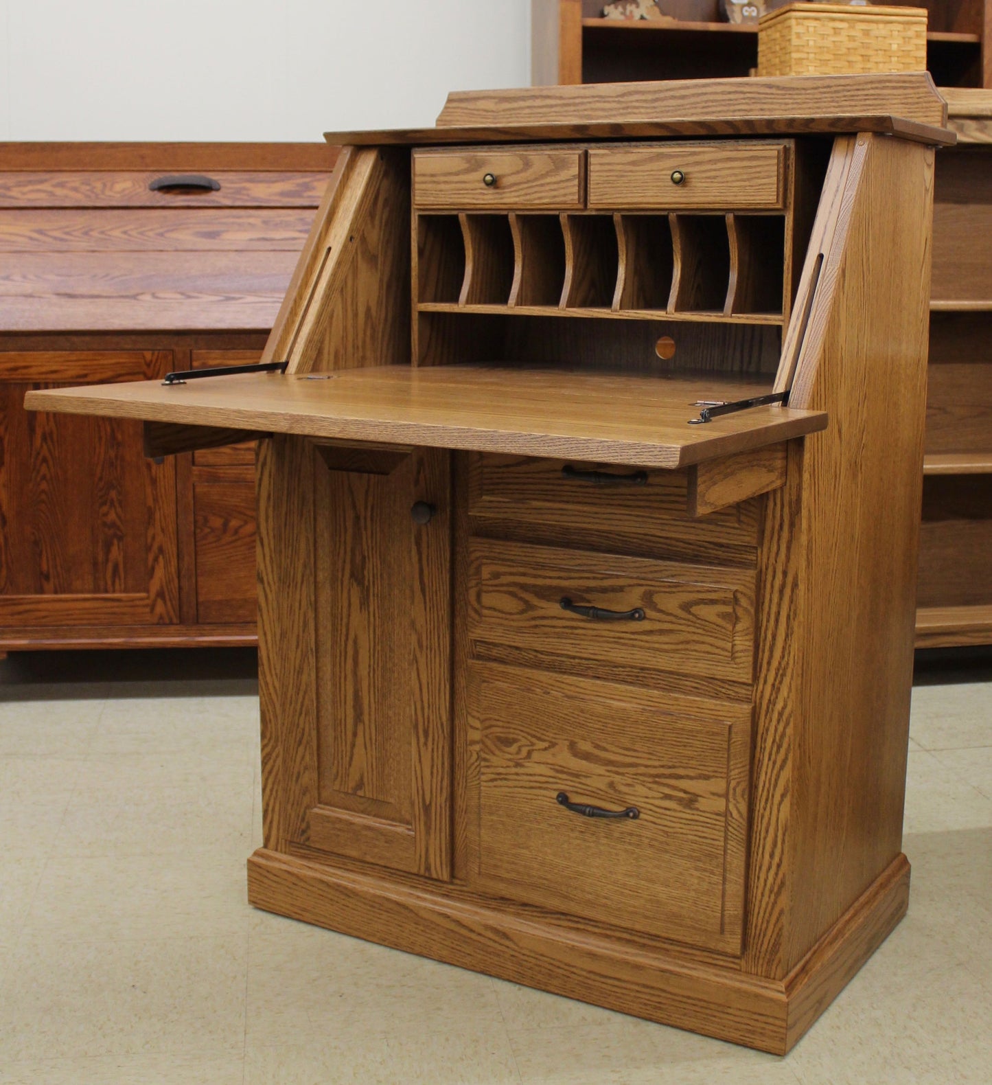 Traditional Deluxe Small Secretary Desk 